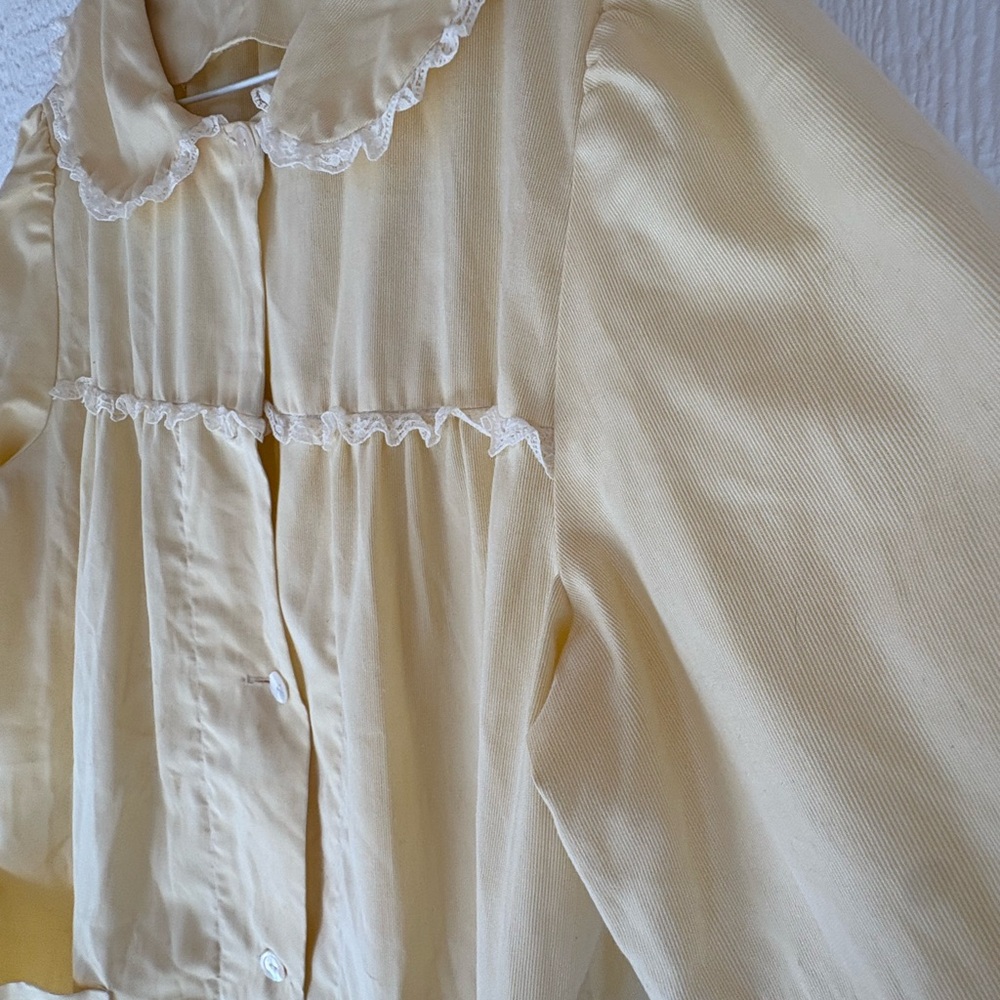Vintage Yellow Button-Down House Coat Large Missing one Button - Picture 5 of 6